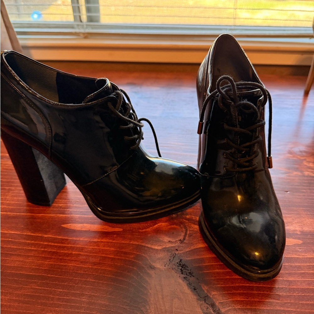 Guess Black Patent Lace-Up Heels